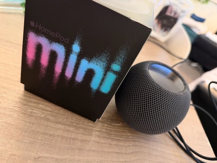 Apple HomePod mini black