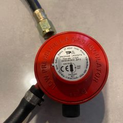 Propane and patio gas regulator      BRAND NEW