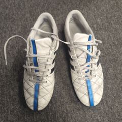 Adidas Astro boots