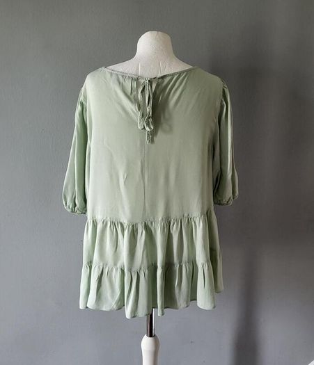 Primark green peplum top, Size 18