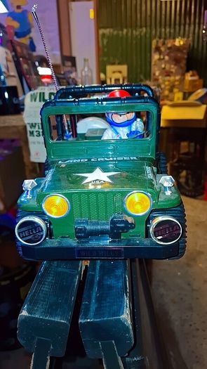 Vintage Wild Willy m38 battery operated land cruiser