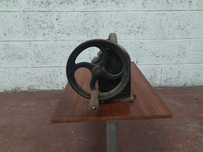 Antique Attila Shoe Man Leather Trimmer Cutter