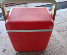 vintage cooler box