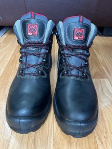 Red Back Monsoon Work Boots Black UK8 EUR42 NEW