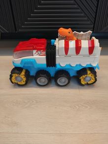 Paw patrol truck