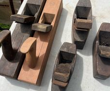 5 antique block planes.