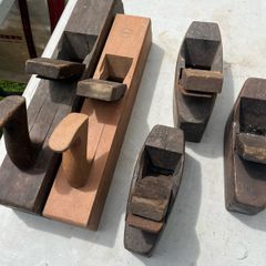 5 antique block planes.