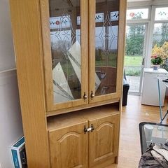 2 corner units, 1 for tv and 1 for displays