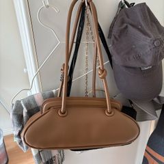 leather shoulder bag