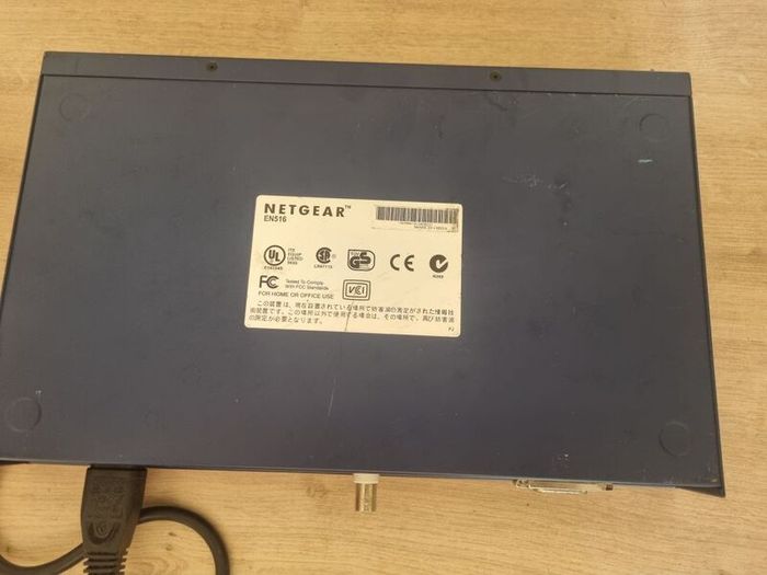 Netgear DS516 10/100Mbps 16 Port