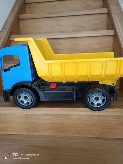 boy's toys/truck