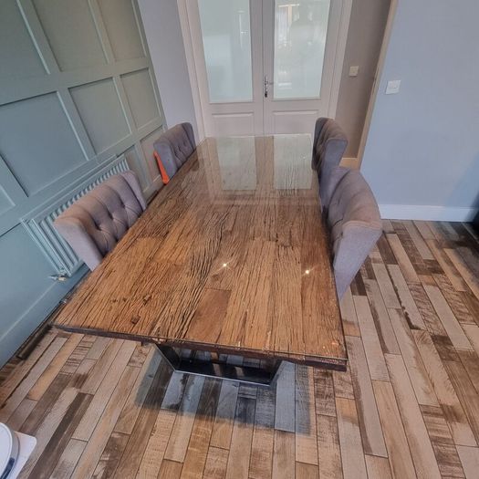 !!! Price drop !!!Solid oak kitchen/dining table