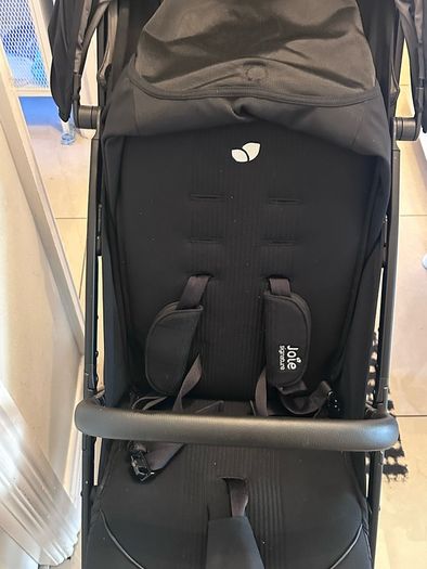 Joie Parcel LX signature