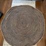 Round woven straw rug Image 2
