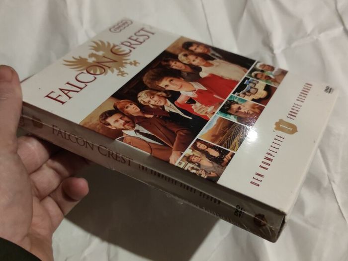New Falcon Crest Season 1 Dvd Boxset
