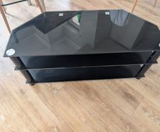 Glass corner TV stand