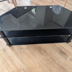 Glass corner TV stand