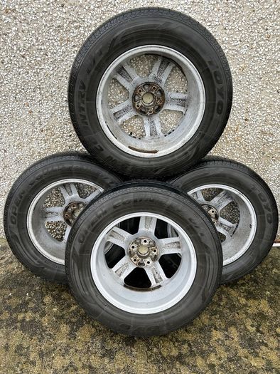 Genuine Hyundai Santa Fe alloy wheels