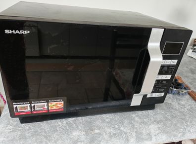 sharp freestanding microwave