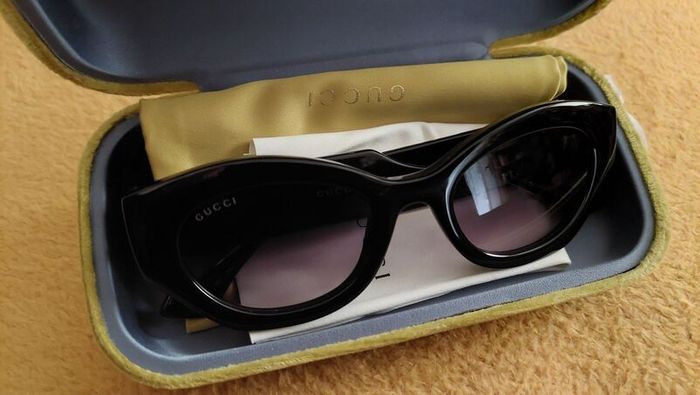 SEASON HIT  The Trendiest Gucci Shape  Beautiful Oval Model