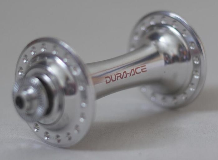 Shimano Dura-Ace Front Hub (HB-7700) | 36 Spokes | NOS | 100mm
