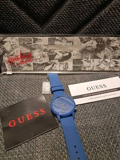 Guess watch original. Brand New