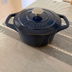 ProCook Cast Iron Casserole / Dutch Oven