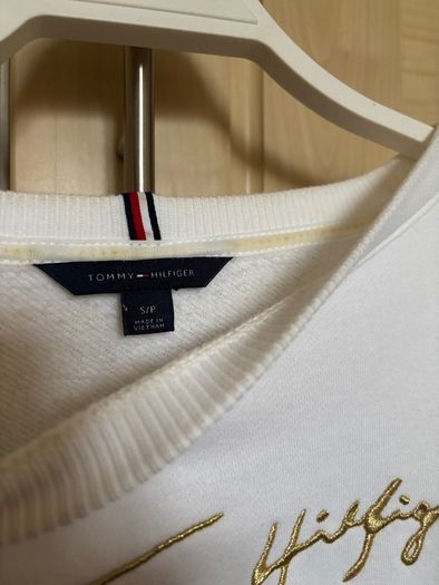 tommy hilfiger jumper