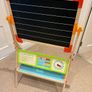 kids easel Image 2