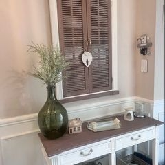 mirror and console table