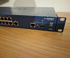 Netgear FS726T - 24 port smart switch