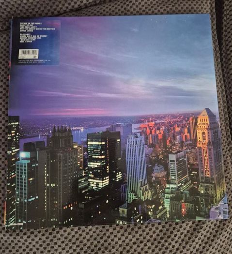 oasis standing on the shoulder of giants vinyl lp