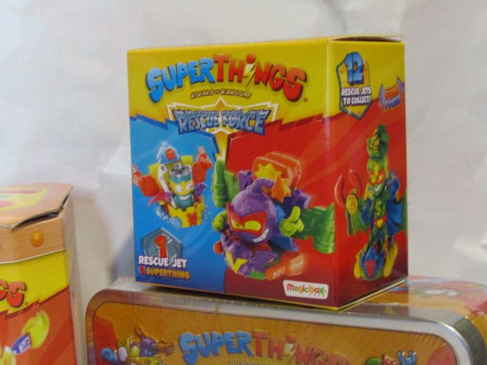 SuperThings Lot Exclusive Figures SuperSpecials Exclusive Tin All Item's Are Brand New Sealed