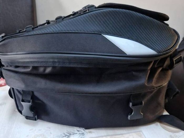 tail bag