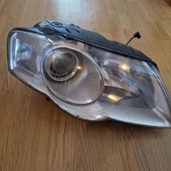 VW Passat b6 headlight
