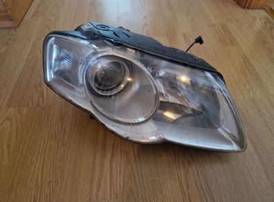 VW Passat b6 headlight