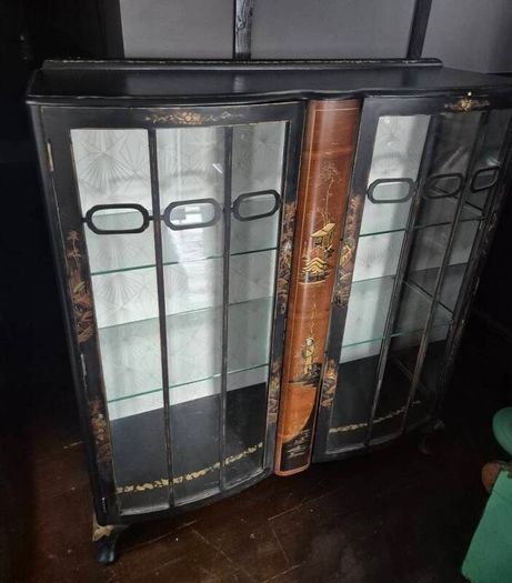 Vintage  Turnige Chinoiserie locking ebonised handpainted cabinet 3 tiers