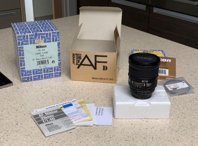 Nikon 28mm f/1.4 AF-D Lens