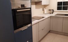 kitchen fitter / carpenter
