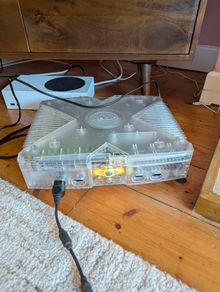 Crystal Xbox original (Modded) + 2 controllers + 12 games