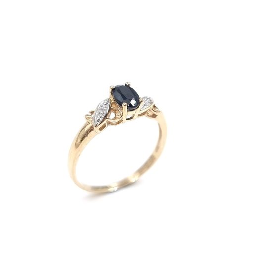 Gold ring 9k sapphire and diamonds