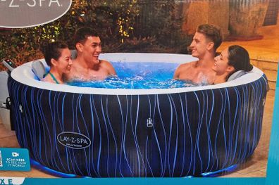 Brand New Bestway Lay-Z-Spa Hollywood Luxe