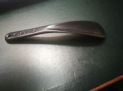 Shoe horn