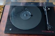 Systemdek I 900.Record player.Original Rare Systemdek Tonearm,excellent condition.Highly regarded turntable.Rare to find!