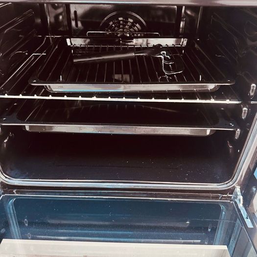 Electric oven/ grill with Electric Hood