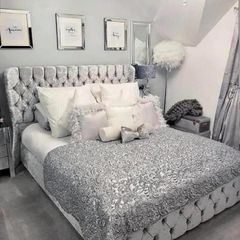 New Dubai Wingback Beds With Mattresses