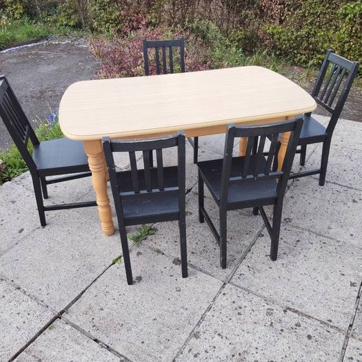 Oak Table+chairs