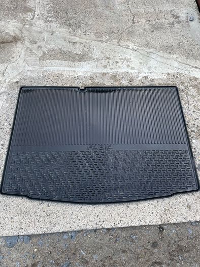 skoda fabia boot liner , rubber mat