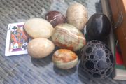 8 eggs, agate, stone, polished, beauties, D18 post 8e