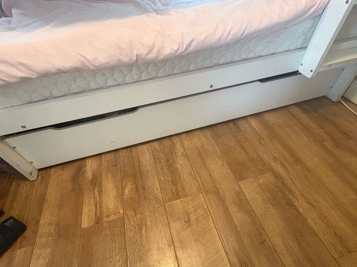 bunk beds with underbed